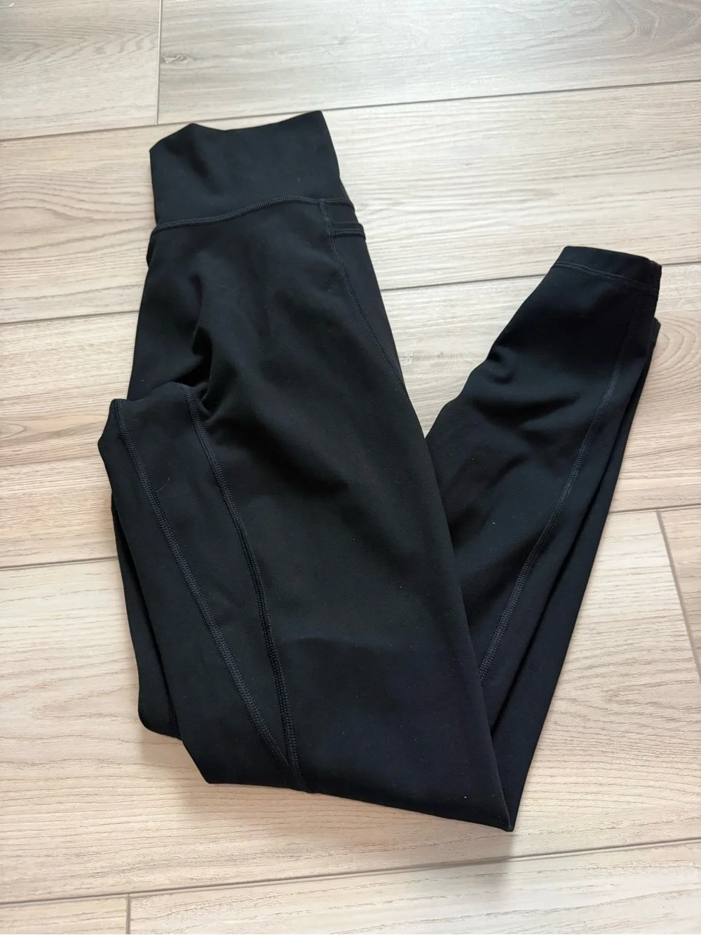 NWOT LSKD Rep Ultra High-Rise Full Length Pocket Leggings